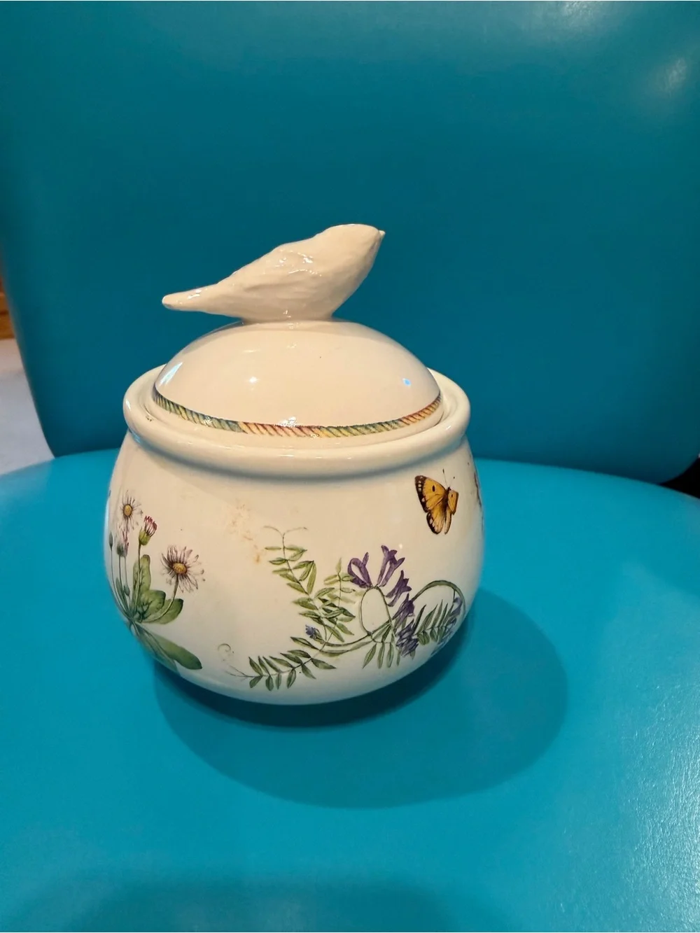 Creamer and Sugar Set with Bird Lid in Floral White
